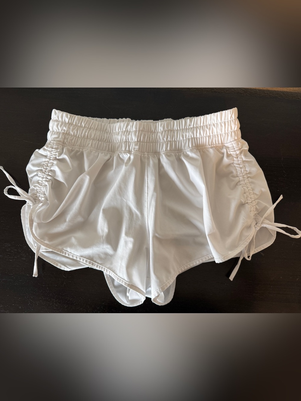 AERIE offline low rise White Elastic-Waist Active Shorts
